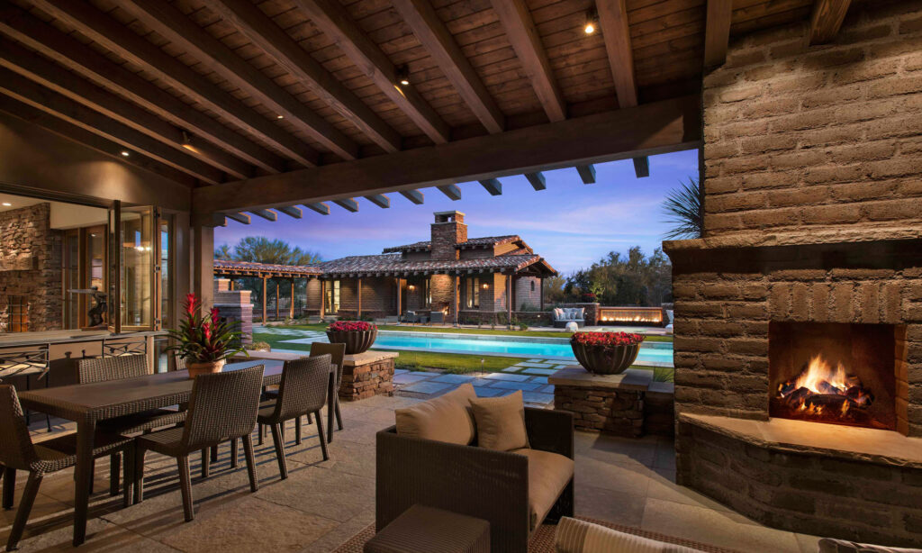 Indoor outdoor living