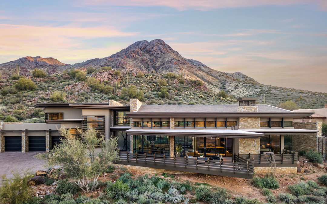 The Autumn Migration: How Arizona’s “Snowbird” Season Shapes Luxury Home Design