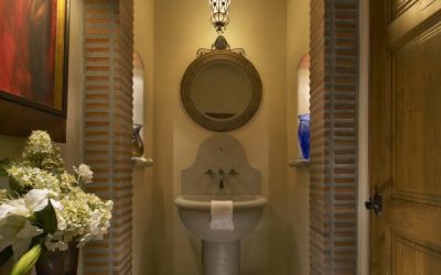 3 Easy Interior Decorating Bathroom Tips to Help You Live Large!