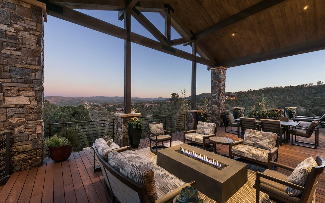 The Autumn Migration: How Arizona’s “Snowbird” Season Shapes Luxury Home Design